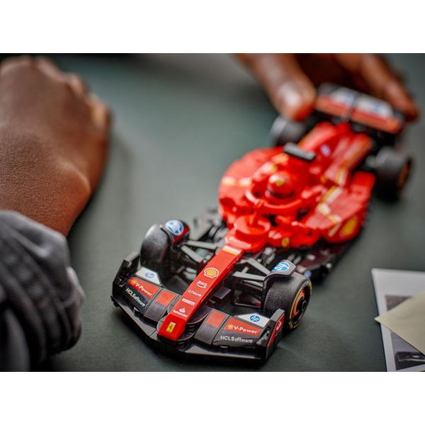 LEGO Speed Champions: Автомобіль для перегонів F1 Ferrari SF-24 (77242) - конструктор з 275 деталей
