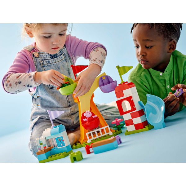 LEGO DUPLO Peppa Pig: Ярмарок розваг 53 деталі (10453)