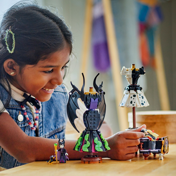 Конструктор LEGO Disney Classic Платья Малефисенты и Лютелли дэ Виль