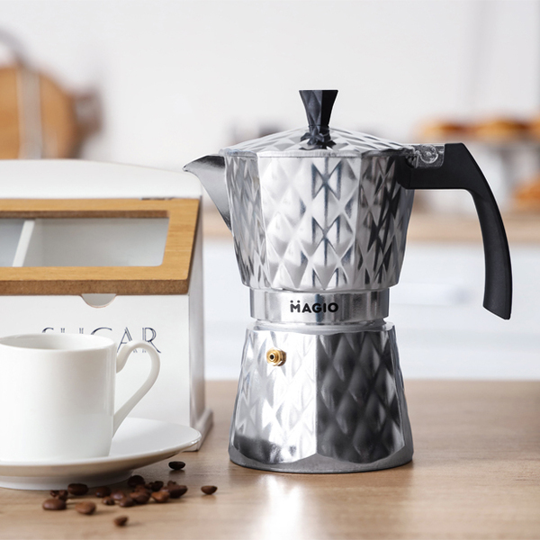Кавоварка "Гейзерна кавоварка Magio MG-1004"