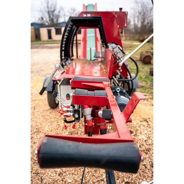 Полуавтоматическая машина для резки и раскола дров Brugger SA38