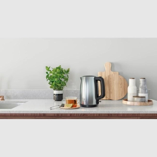 Електрочайник ELECTROLUX E3K1-3ST 910003620