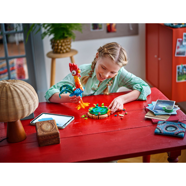 Блоковий конструктор LEGO Disney Ай-Ай (43272)