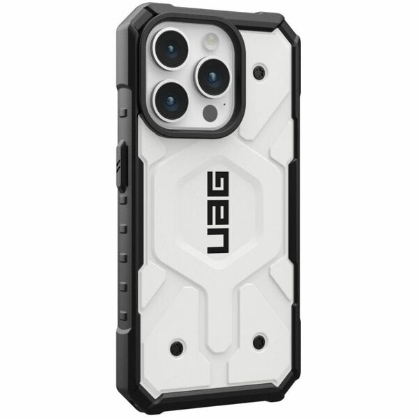 Чохол Urban Armor Gear Pathfinder Magsafe для Apple iPhone 15 Pro White 114281114141