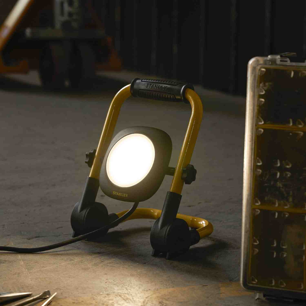 Прожектор світлодіодний STANLEY SXLS35525E