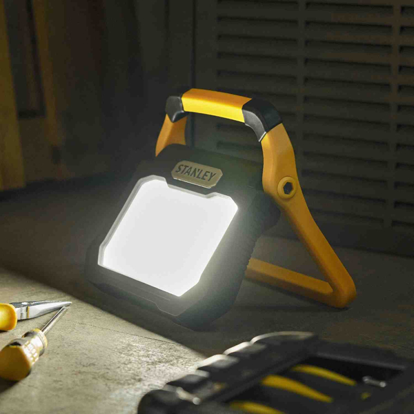 Прожектор светодиодный STANLEY SXLS50119E