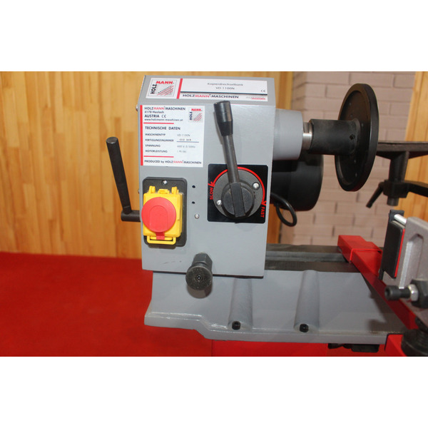 Токарний верстат для обробки і заточування заготовок Holzmann VD 1100N