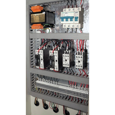 Універсальний токарний верстат MAST 460x1500