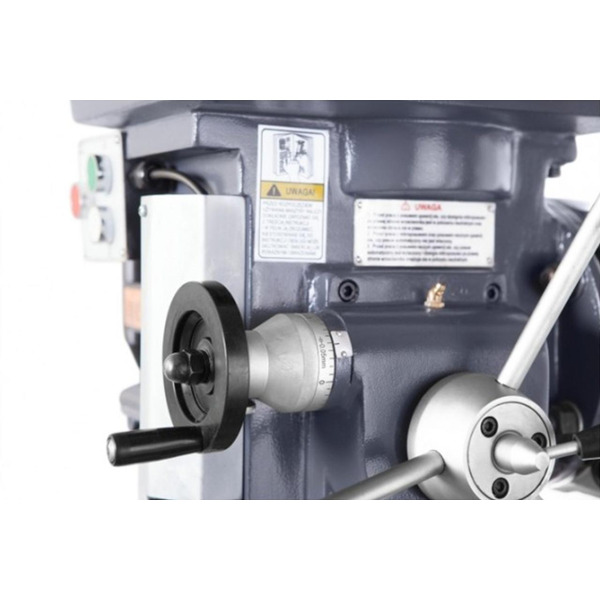 Фрезерно-свердлильний верстат CORMAK XZ 6350ZB