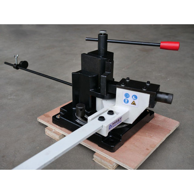 Универсальный листогибочный станок MAST Metalltechnik M-UB100A