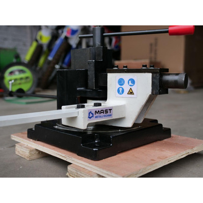 Универсальный листогибочный станок MAST Metalltechnik M-UB100A