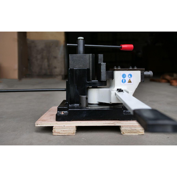 Універсальний листозгинальний верстат MAST Metalltechnik M-UB100A