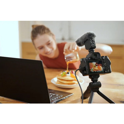 Бездзеркальний фотоапарат Sony Alpha A7 IV body (ILCE7M4B.CEC)