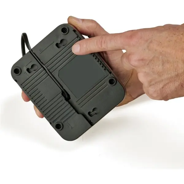 Акумулятор + Зарядний пристрій Einhell X-Change 18 В Li-Ion 4 Ач (4512042)