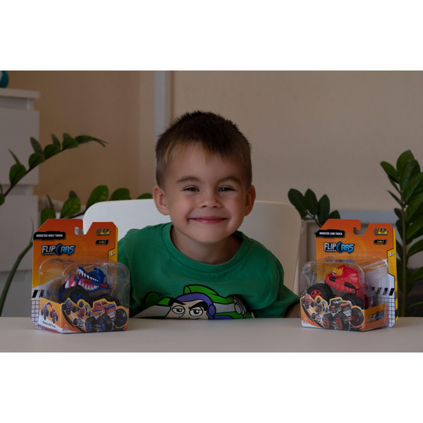 Машинка-трансформер Flip Cars 2 в 1 Монстр-трак Лев