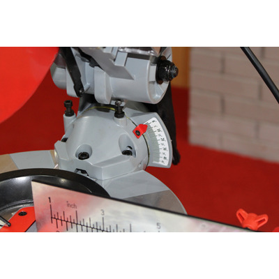 Пила торцовочно-циркулярная Holzmann TK 305