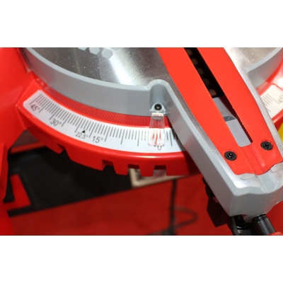 Пила торцовочно-циркулярная Holzmann TK 305