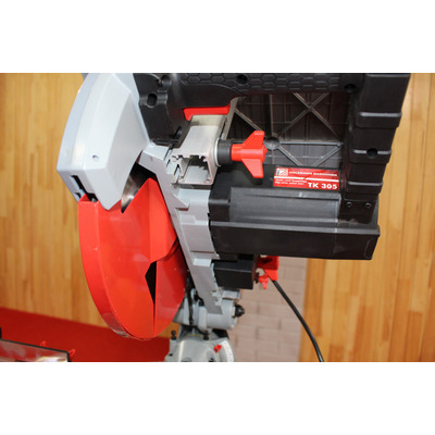 Пила торцовочно-циркулярная Holzmann TK 305