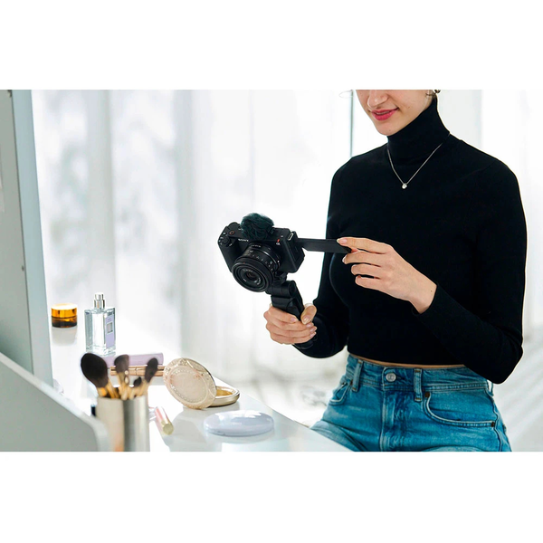 Бездзеркальний фотоапарат Sony ZV-E1 kit 28-60mm Black (ZVE1LB.CEC)