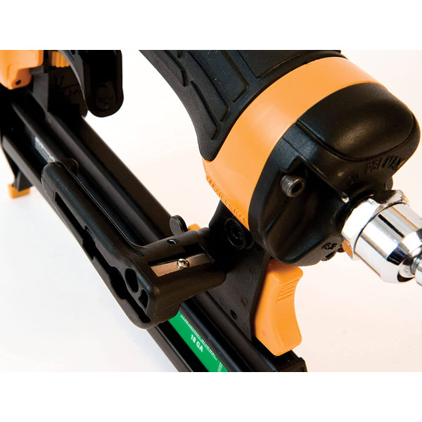 Степлер під скоби Bostitch SX1838-E