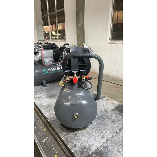 Компрессор Mast Group 2047/50L 220V