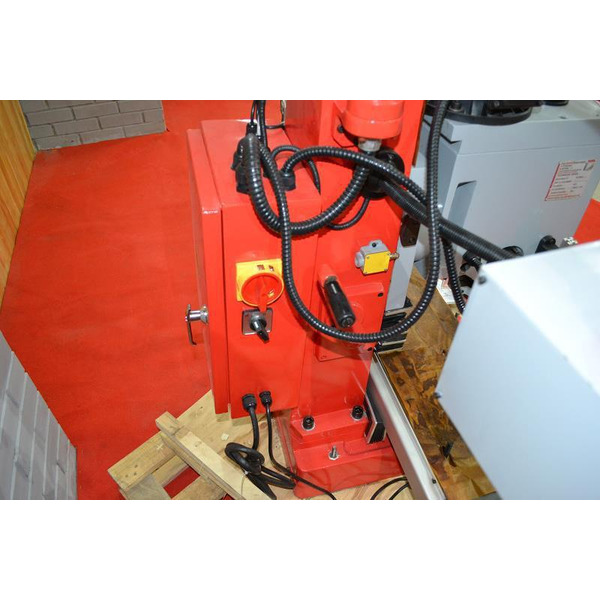 Фрезерний верстат Holzmann BF 50DIG