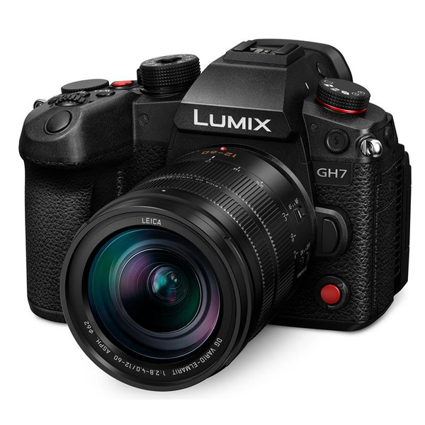 Фотоаппарат Panasonic Lumix DC-GH7 + 12-60 f/2.8-4 Lumix DC-GH7LE