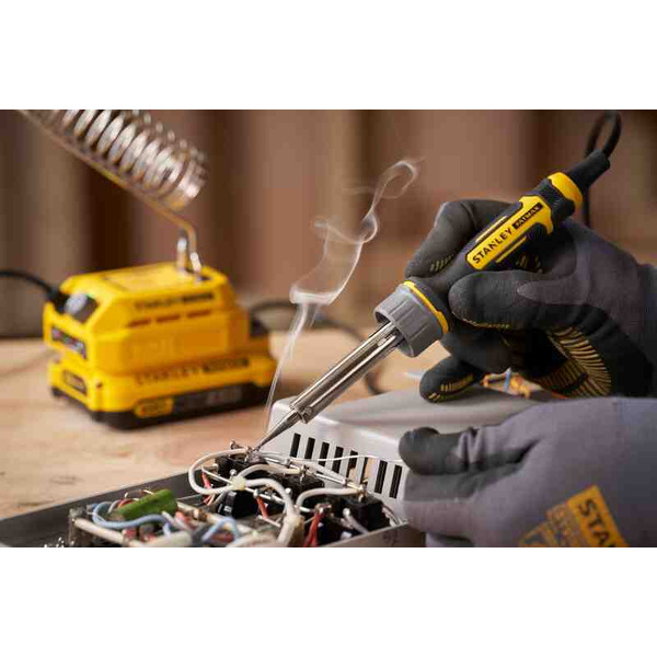 Паяльник акумуляторний STANLEY FATMAX SFMCE040B
