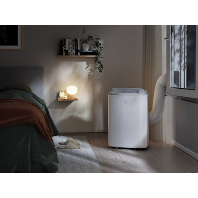 Кондиціонер мобільний Electrolux Comfort 600 25м2 on/off 9000BTU 2.6кВт A/- Wi-Fi R290 білий