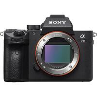 Бездзеркальний фотоапарат Sony Alpha A7 III body (ILCE7M3B.CEC)