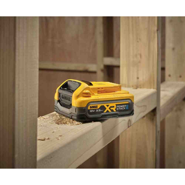 Акумуляторна батарея PowerStack DeWALT DCBP318