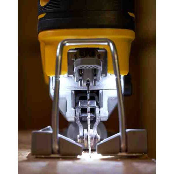 Електролобзик Stanley SFMCS650B