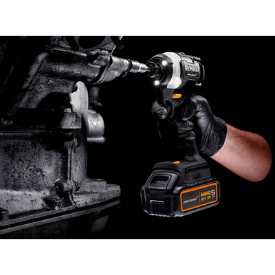 Шуруповёрт ударный McLaren F1 TEAM LIMITED EDITION DeWALT DCF85MP2T