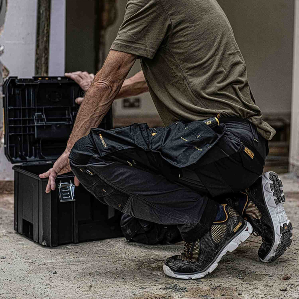 Штани MEMPHIS DeWALT DWC147-004-4031