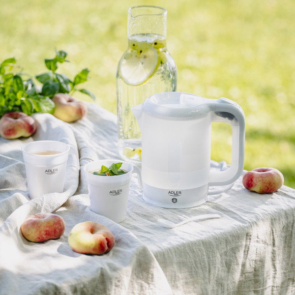 Електрочайник Adler AD 1381 дорожній 900Вт/ 0.5л/ 2 чашки/ ложка/ білий