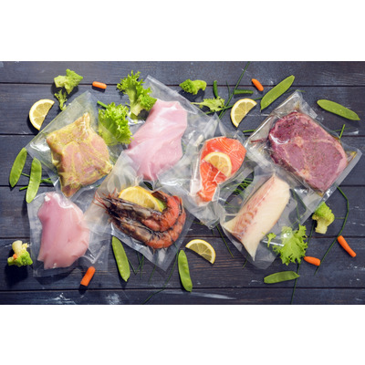 Вакуумні пакети Camry CR 4470.3 гофровані / рулон/ розміри:28 x 600см-1шт., 15 x 600 см-1шт.