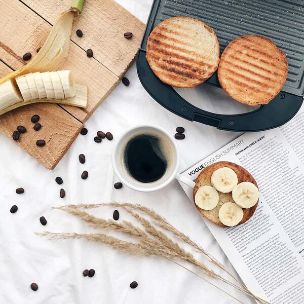 Бутербродница Magio MG-367