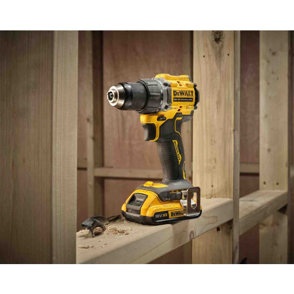 Дриль-шуруповерт акумуляторний безщітковий DeWALT DCD794D2T