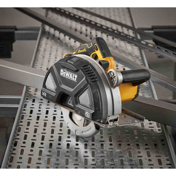 Монтажна пилка DeWALT DCS383N
