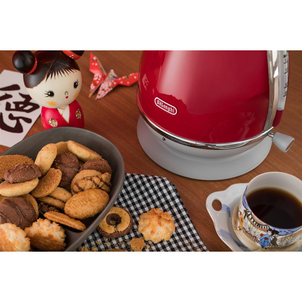 Электрочайник Delonghi KBOC 2001.R