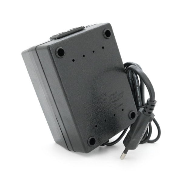 Перетворювач напруги трансформаторний 500W Input 220 V / Output 110V, + універсальна розетка