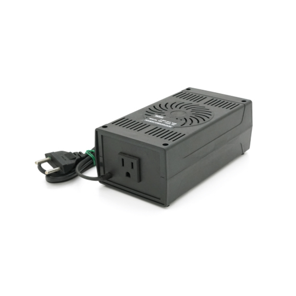 Преобразователь напряжения снижающий MERLION PN-250, Вход 220 В / Выход 110V, 250 Вт, трансформаторный