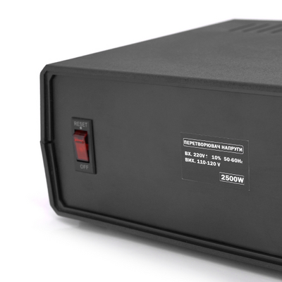 Перетворювач напруги понижуючий MERLION PN-2500, Input 220 V / Output 110V, 2500W, трансформаторний