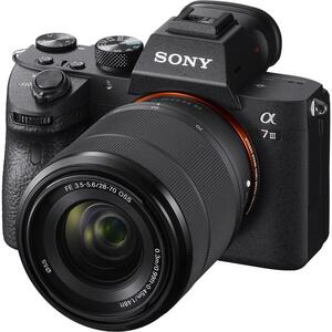 Бездзеркальний фотоапарат Sony Alpha A7 III kit (28-70mm) (ILCE7M3KB)