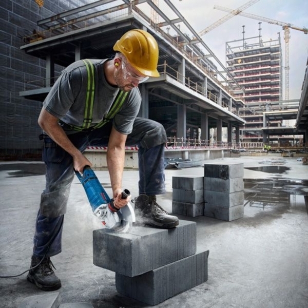 Болгарка (угловая шлифовальная) Bosch GWS 27-230 JR (06018C7320)