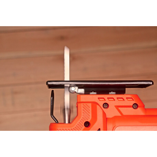 Пила лобзиковая сетевая BLACK+DECKER BES603