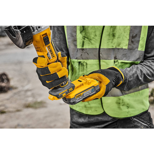 Шліфувальна машина DeWALT DCG405H2T